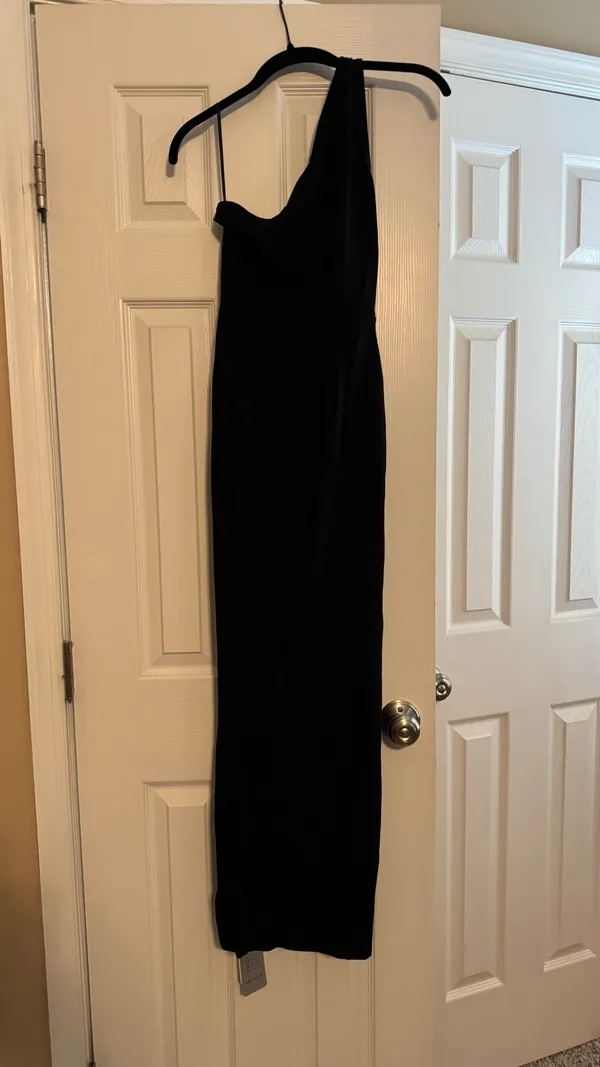 Sarin Matthew’s Cocktail Dress - Image 4