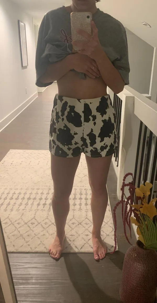 These Three Boutique Cow Printed Denim Shorts - Image 7