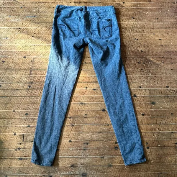 American Eagle gray size 4 normcore jeggings - Image 3