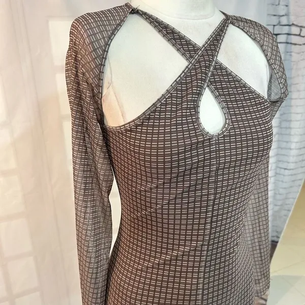 Motel Rocks 🔥5/$25 sale🔥 Brown and Neutral Plaid Pattern with Cutouts and Sheer Sleeve - Image 4