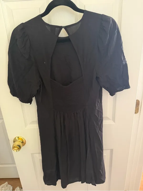Old Navy Black Fit & Flare Puff Sleeve Dress Size Small - Image 7