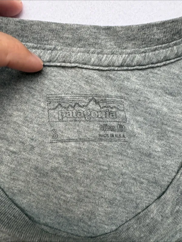 Patagonia size small slim fit Heather Gray live simply Short Sleeve Graphic Tee - Image 2