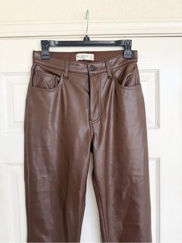 Abercrombie & Fitch 90s Straight Ultra High Rise Brown Faux Leather Pants 27 4 - Image 5