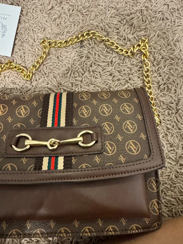 Adrienne Vittadini purse - Image 2