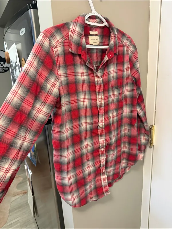 American Eagle Outfitters Red Plaid Boyfriend Flannel - Medium Nashville rodeo - Image 5