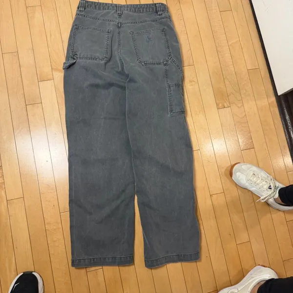 ARITZIA TNA Grey Denim Jeans Wide Leg Size 6 - Image 7