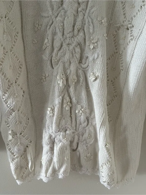 Vintage White Crochet Knit Sweater Pearl Embellished Large Cottagecore Grandma - Image 4