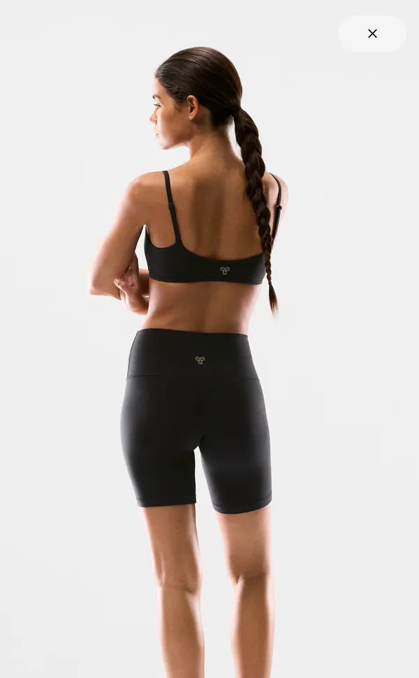 Aritzia Butter Biker Shorts TNA 7" - Image 3