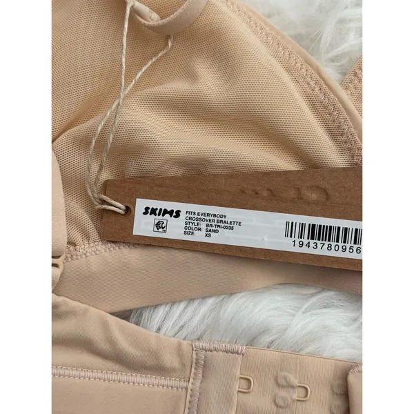 Skims Fits Everybody Crossover Bralette Sand Size XS - Image 6