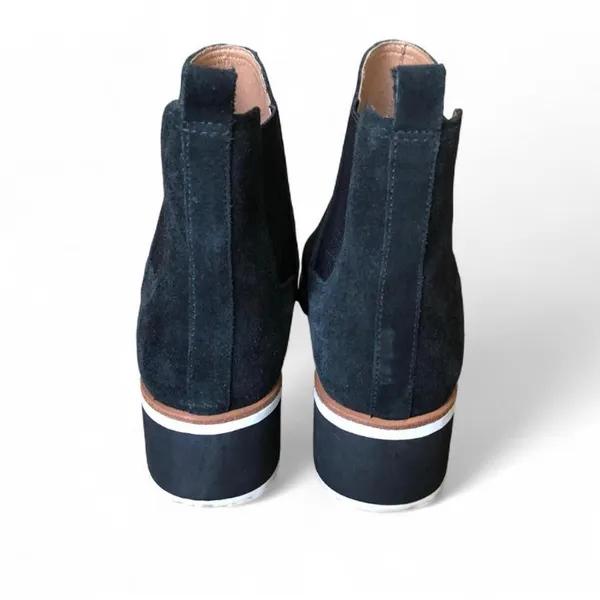 Antonio Melani Women's Black Suede Platform Chelsea Booties 7M - Image 5