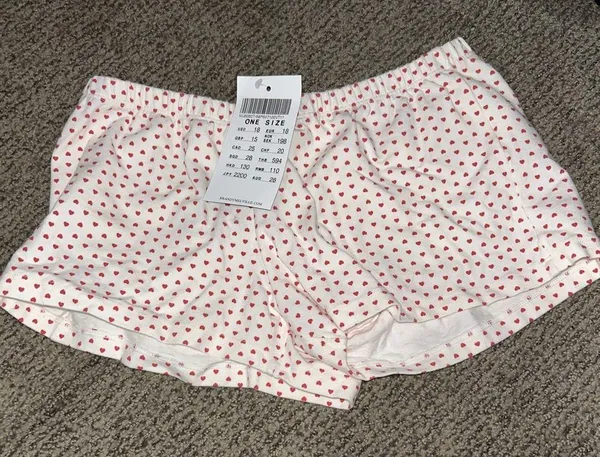 Emory Heart Sweatshorts NWT - Image 3