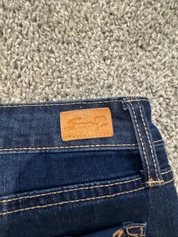 Seven7 Dark Blue Denim Rolled-Hem Women's Shorts - Image 2