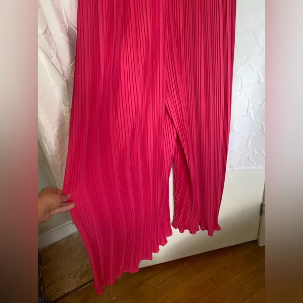 Beyond Words Pink Long Wide Leg Flowey Jumpsuit Romper L Ribbed Sleeveless - Image 9