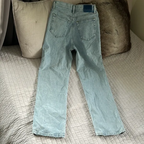 Abercrombie & fitch the 90s straight ultra high-rise light wash jeans 6 28” S​​​ - Image 9