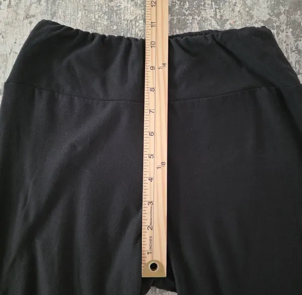 LuLaRoe Black High-Rise Leggings - Image 3