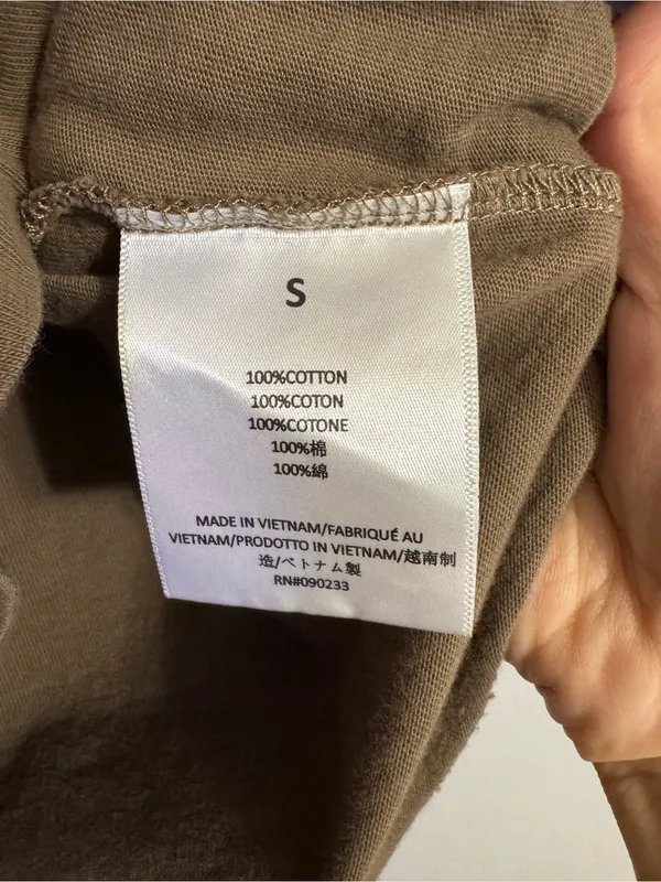 Fear of God Essentials Short Sleeve Tee Shirt Size Small - Image 4