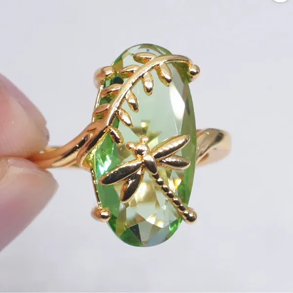 Elegant Gold and Green Dragonfly Ring - Image 3