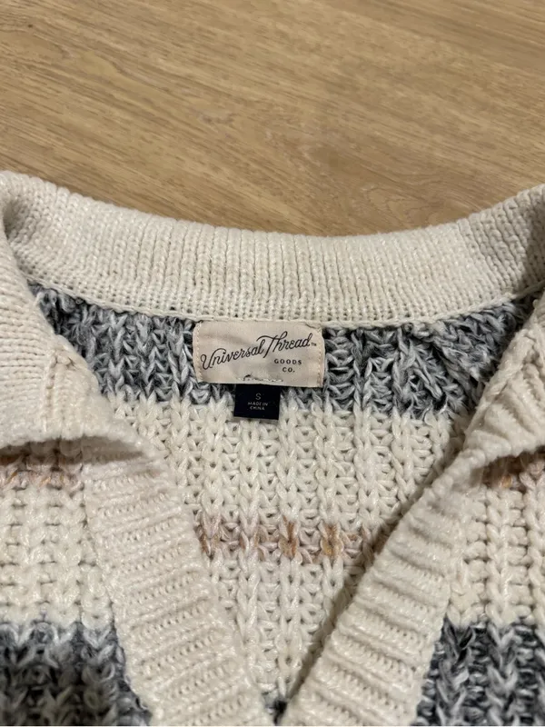 Universal Thread Striped Knit Collar Sweater - Image 4