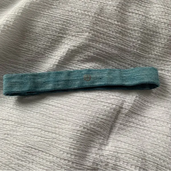 Turquoise lululemon headband - Image 2