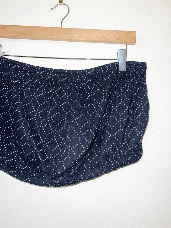 Universal Thread blue and white geometric pattern cropped bandeau tube top - Image 2