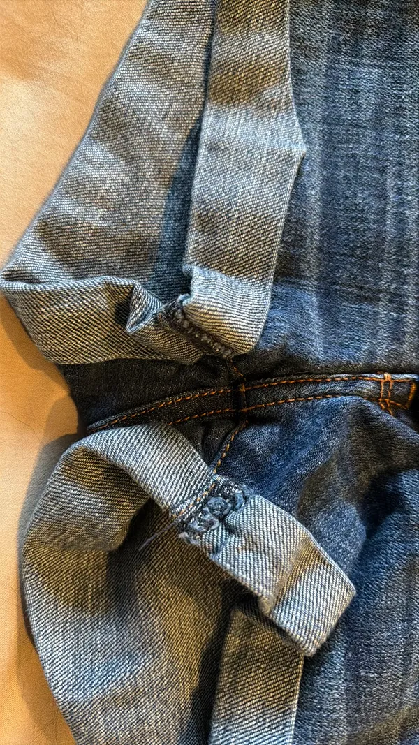 Abercrombie Low-Rise Shorts Denim 00 - Image 4