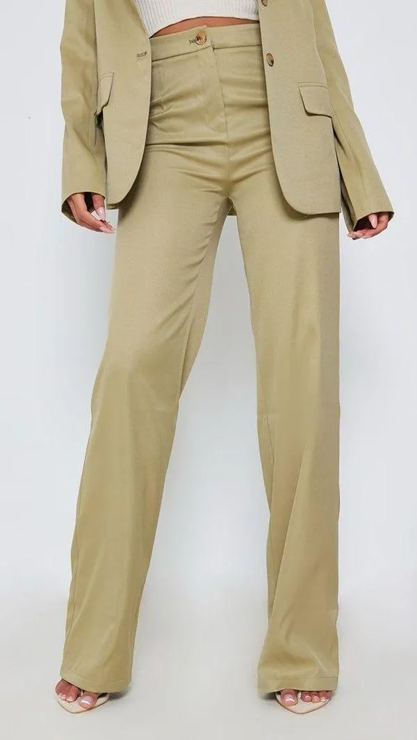 Pretty Little Thing NWT Tall Sage Green Tailored Wide Leg Pants - Image 2