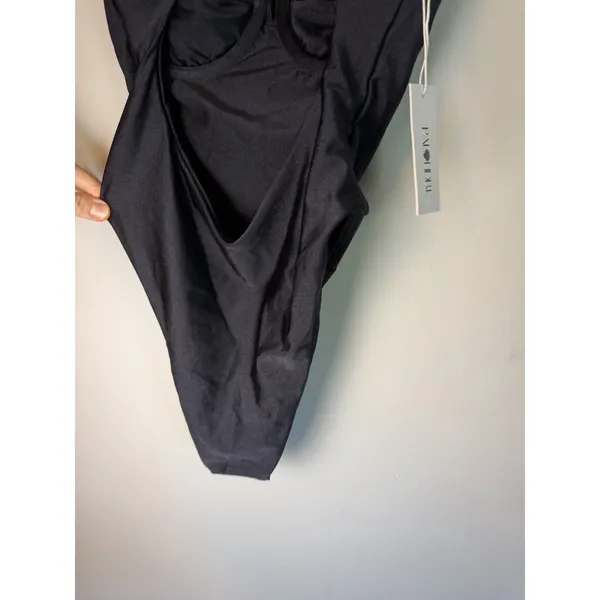palondre the label Aster One Piece Black With Underwire Sz M NWT $225 - Image 16