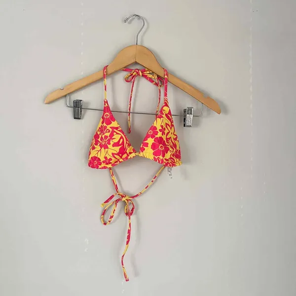 Shein Pink and Yellow Floral Print Two Piece Bikini Size Small - Image 4