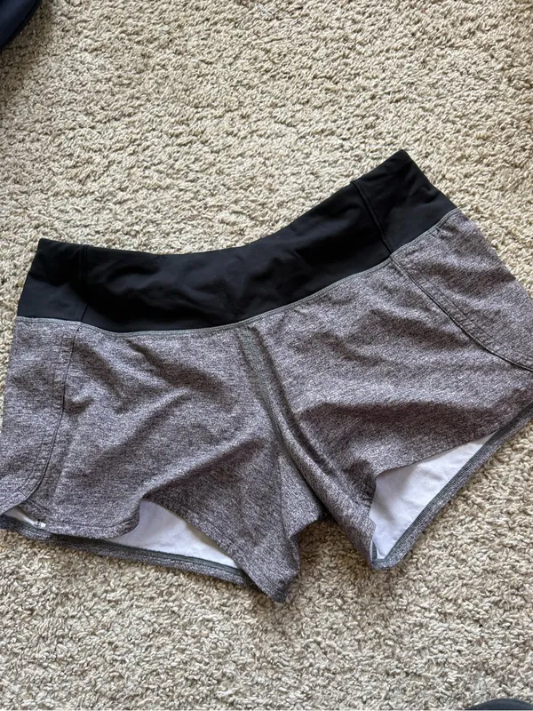 Lululemon Run Times Short II *4" in Heather Lux Multi Black / Black - Image 8