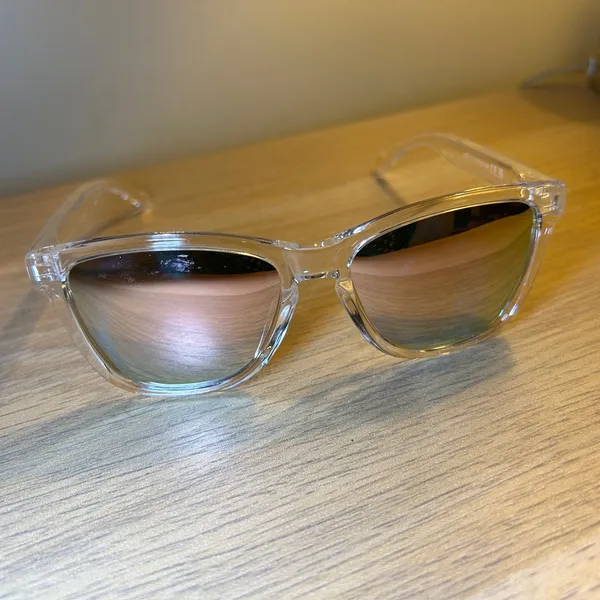Transparent Frame Sunglasses with Green Lenses - Image 7