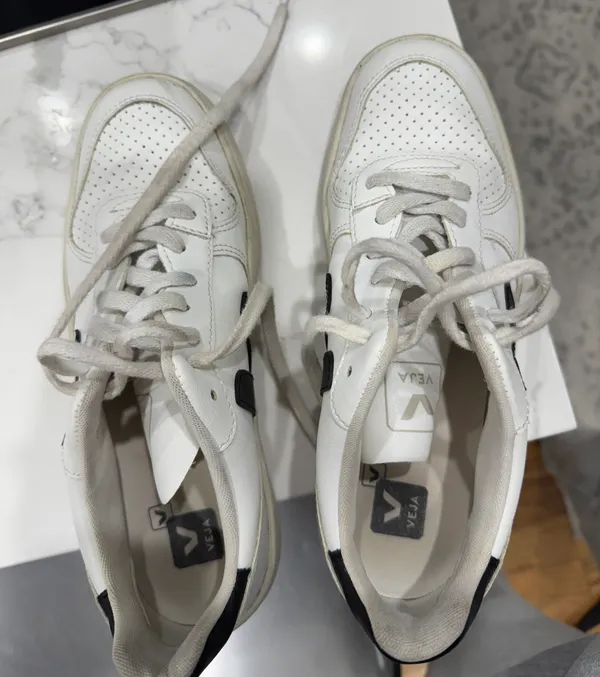 VEJA s Sneakers - Image 5