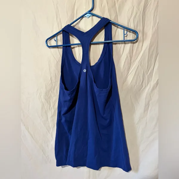 Lululemon tank top - Image 2