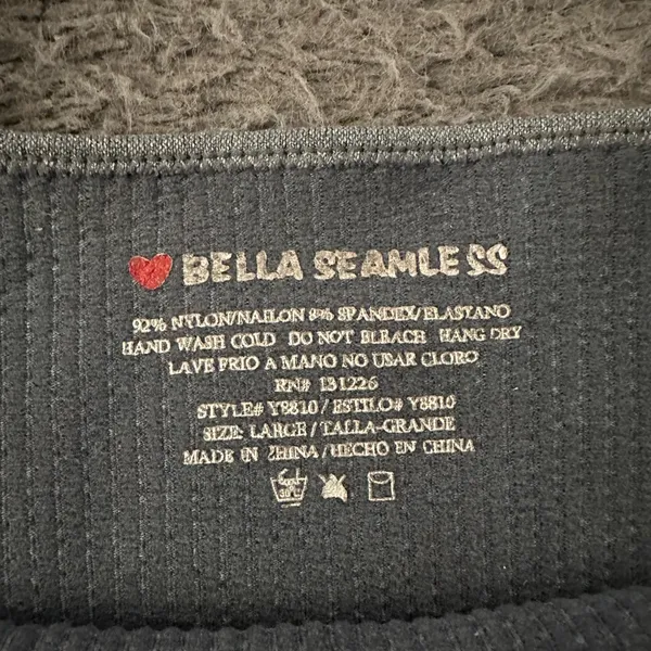 Bella Seamless size L ribbed tank Green Size L - Image 3
