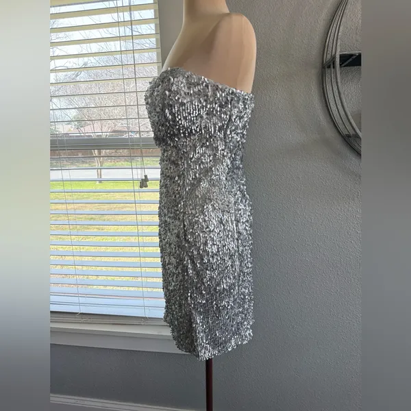 NWT Alberto Makali Strapless Sequin Dress Size 12 - Image 3