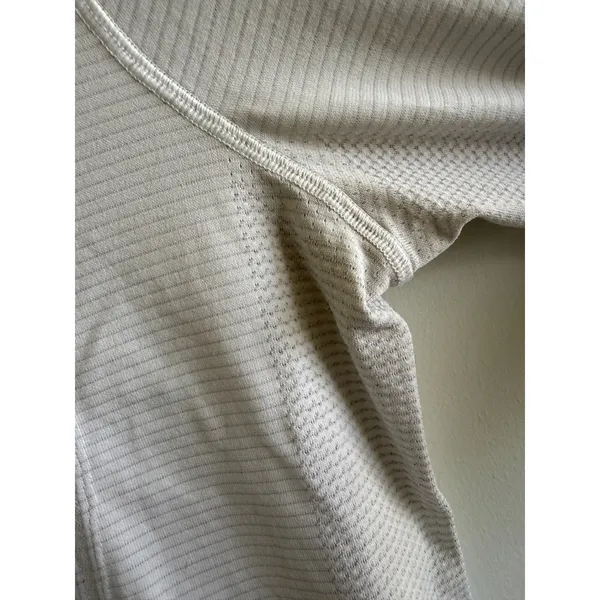 Lululemon Swiftly Tech Long Sleeve Crew Striped White Grey Women Size 6 - Image 3