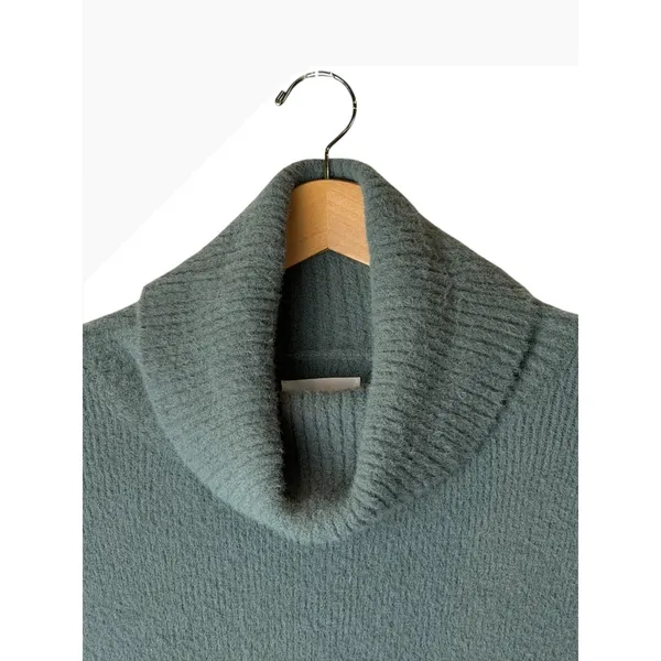 Aerie Turtleneck Sweater Women Small Green Fuzzy Knit Side Slit Lounge Outdoor - Image 4