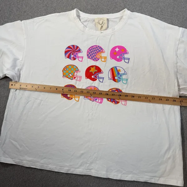 Fantastic Fawn Women Large White Football Helmets Graphic T-Shirt Boxy Colorful - Image 8