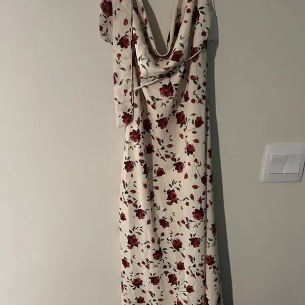 NWT One and Only Collectibe rose maxi dress small‎ - Image 4
