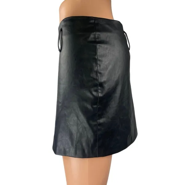 Zara Women's Black Faux Vegan Leather Zipper Mini Straight Pencil Skirt Size XS - Image 2