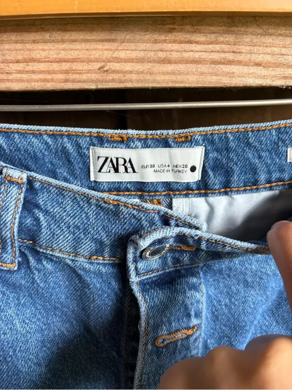 Zara Blogger Favorite Button Down Denim MIDI Skirt - Image 2
