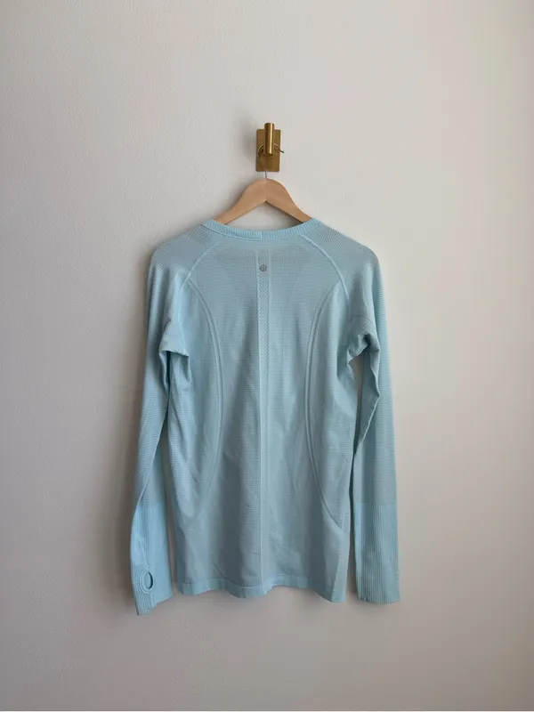Lululemon Swiftly Tech Long Sleeve Crewneck Top Light Blue Thumbholes Women's 10 - Image 5