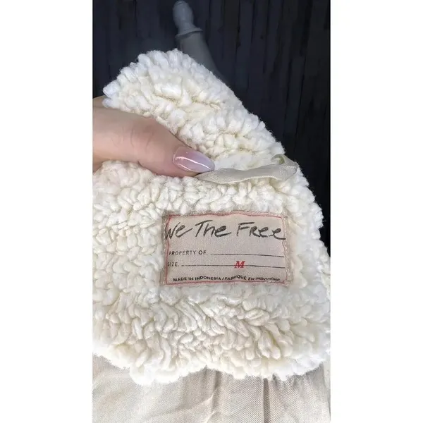 We The Free Teddy Swing Jacket‎ Ivory Size M Cropped Button Front Cozy Casual - Image 6