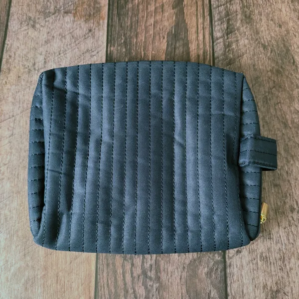 ROC Skincare Zipper Makeup Bag Dark Blue Quilted Fabric Cosmetic Pouch - Image 2
