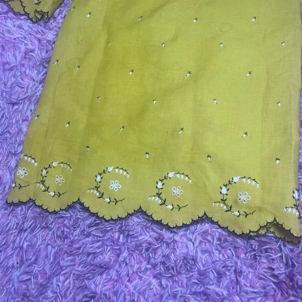 Saks 5th Avenue Vintage Embroidered Yellow Dress - Image 5