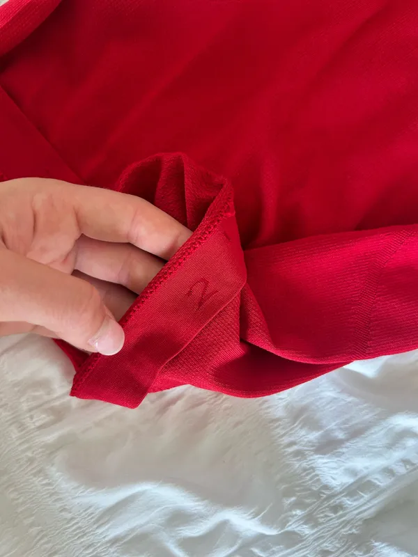 Lululemon Tee Swiftly - Image 2