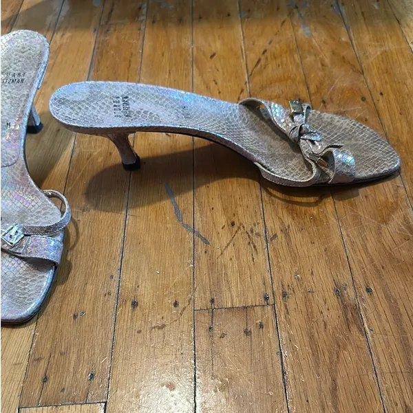 Y2K Stuart Weitzman Iridescent Bow Heels - Image 2