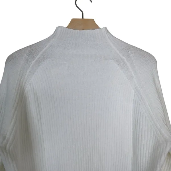 Amazon Womens L Winter White Mock Neck Sweater NEW - Image 4