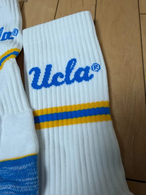 Set of 2 UCLA Collegiate College Bruins Crew Socks NWOT Size Medium - Image 5
