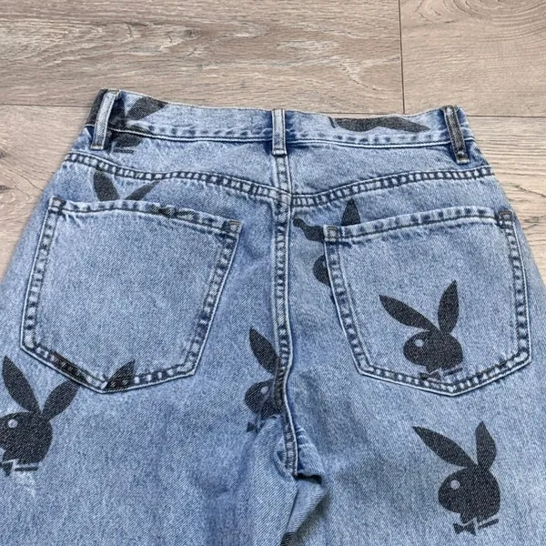 Playboy by PacSun Womens Light Wash All Over Bunny Logo Straight Leg Jeans 25/0 - Image 4