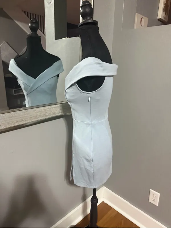 Superdown x Revolve V Neck Off Shoulder Sweetheart Slit Blue Mini Dress Small - Image 3